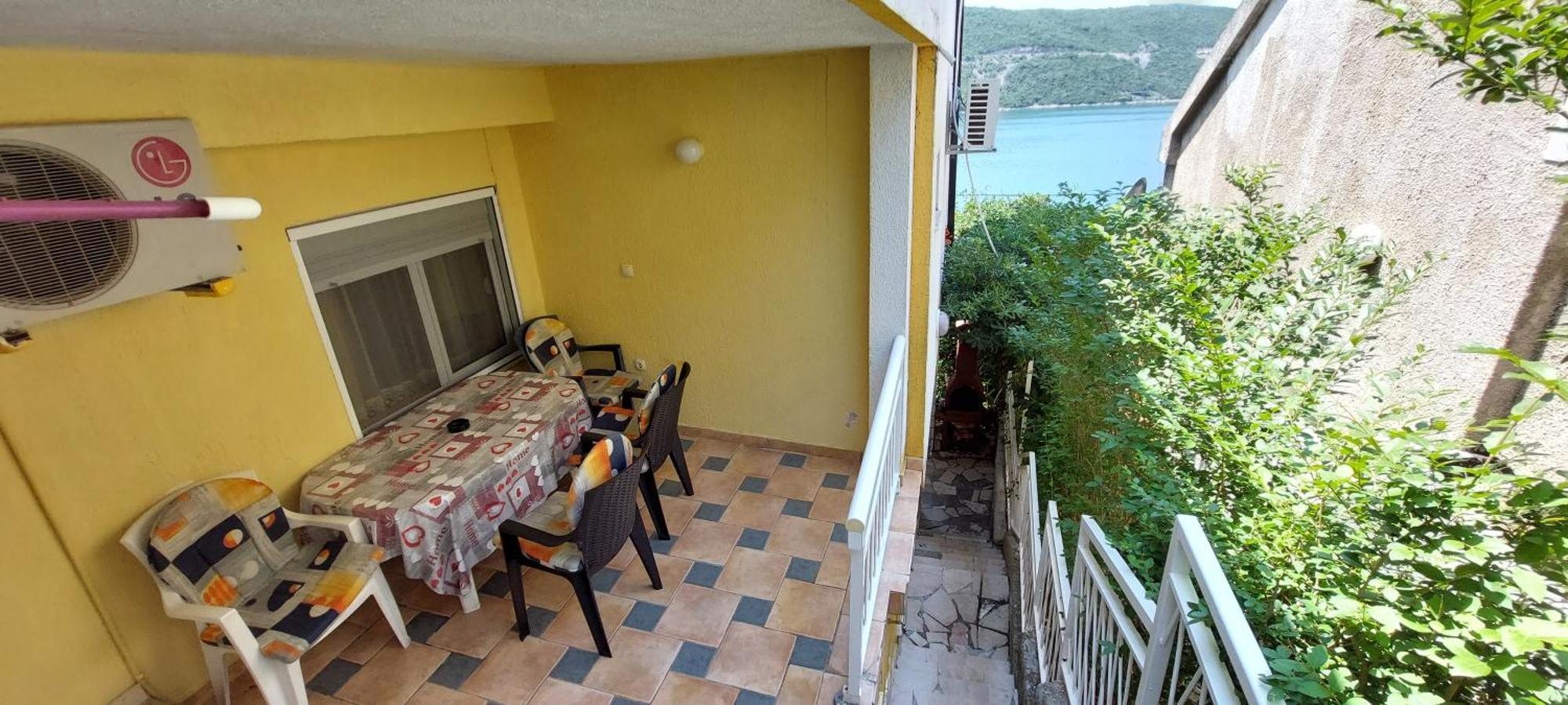 Apartmani Jelena Неум Екстер'єр фото