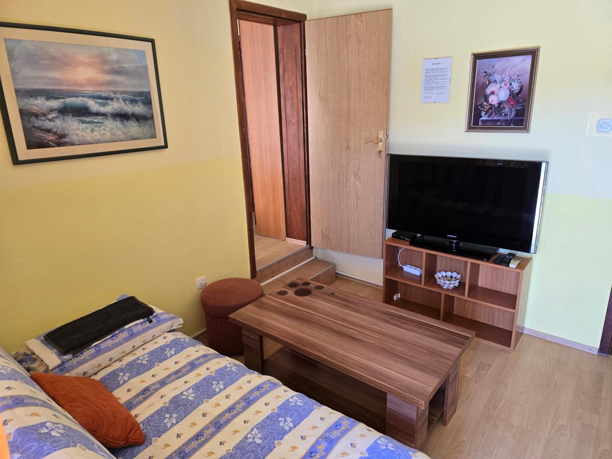Apartmani Jelena Неум Екстер'єр фото